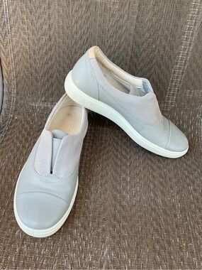 Ecco Soft 7 Gray Leather Slip-On Sneakers